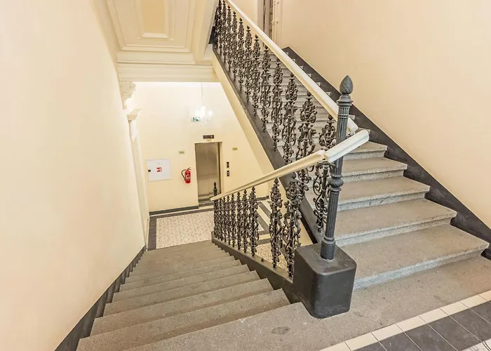 Washington-1 By Interhome Appartement Praag